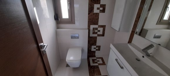 5 Schlafzimmer Gewerbliche Immobilien in Thessaloniki, Greece, Nr. 3590 21