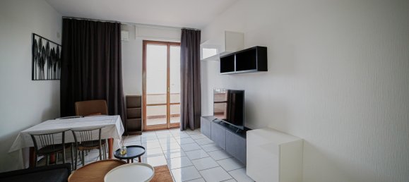 3 rooms Apartment in Florence, Italy No. 38915 49