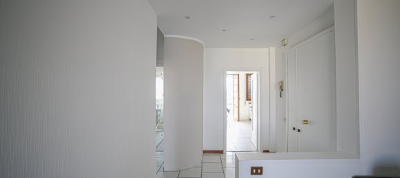 3 rooms Apartment in Florence, Italy No. 38915 43