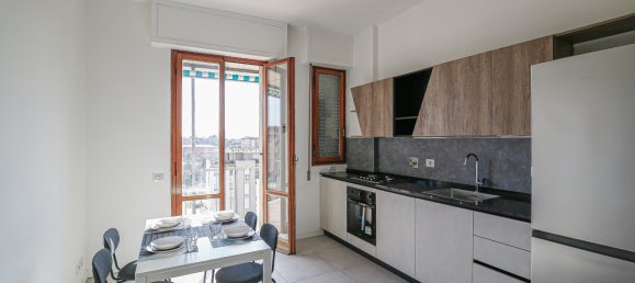 3 rooms Apartment in Florence, Italy No. 38915 57