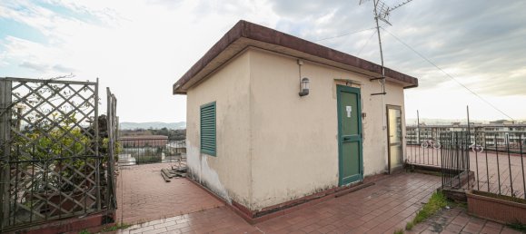 3 rooms Apartment in Florence, Italy No. 38915 21