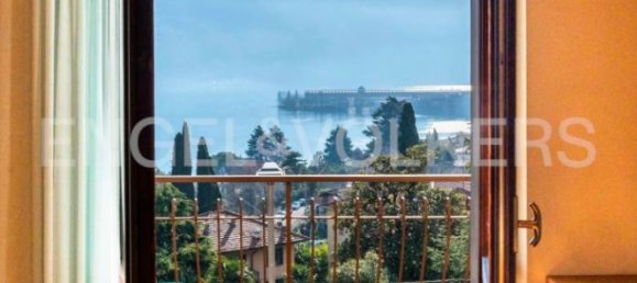 4 bedrooms Villa in Lovere, Italy No. 127784 5