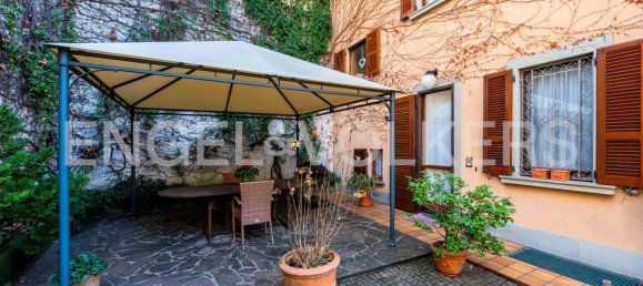 4 bedrooms Villa in Lovere, Italy No. 127784 9