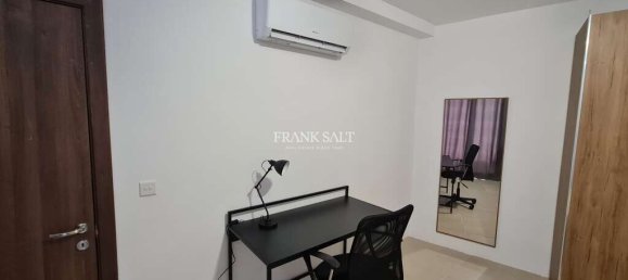1 bedroom Penthouse in Pieta, Malta No. 10426 8