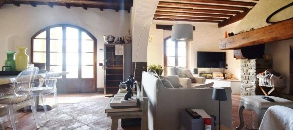 Дом с 10 спальнями в Пистоя, Италия № 85802 16