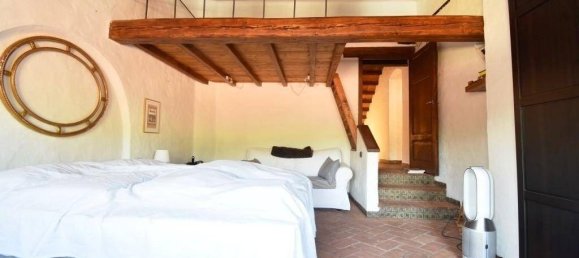 Дом с 10 спальнями в Пистоя, Италия № 85802 32