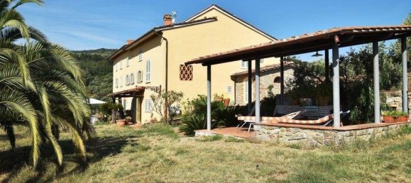 Дом с 10 спальнями в Пистоя, Италия № 85802 5