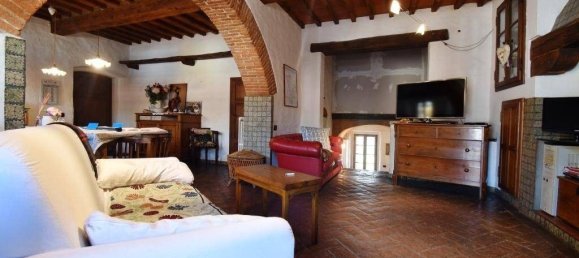 Дом с 10 спальнями в Пистоя, Италия № 85802 39