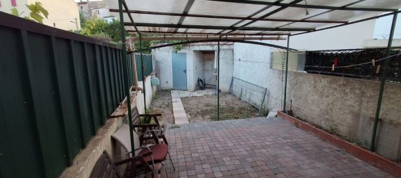 2 bedrooms House in Marseille, France No. 301101 5