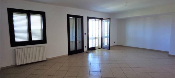 4 rooms Apartment in Maida, Italy No. 20831 2