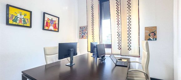 219m² Office in Cagliari, Italy No. 283450 14