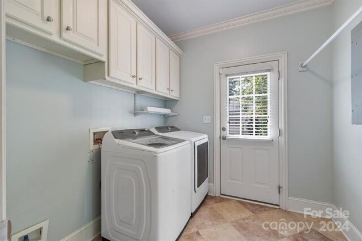 4 bedrooms House in Sherrills Ford, USA No. 372552