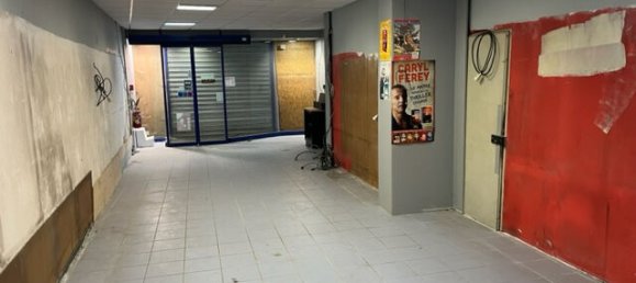 4 bedrooms Commercial property in Saint-Omer, France No. 80311 4