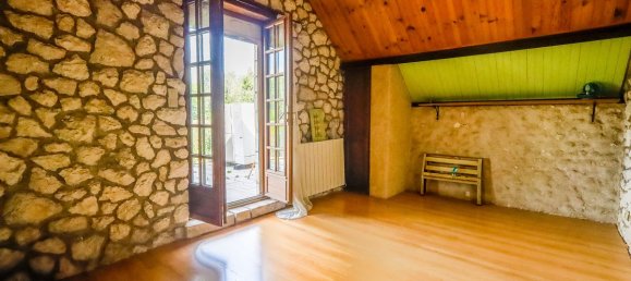 5 bedrooms House in Eure, France No. 356237 10