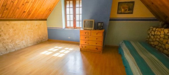 5 bedrooms House in Eure, France No. 356237 11