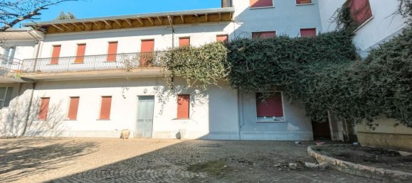 12 bedrooms House in Suno, Italy No. 377465 10