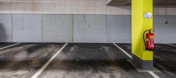 Garage à Bad Hall, Austria No. 38378 6