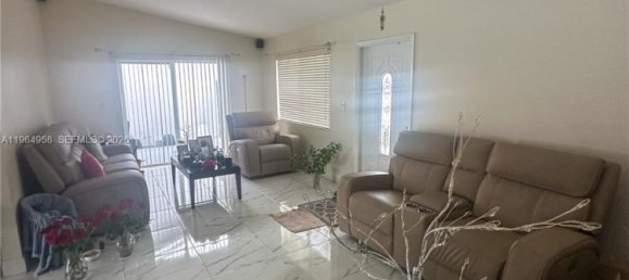 3 غرف نوم فيلا في Miami, USA رقم 615589 15