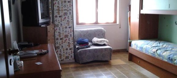 Квартира с 3 спальнями в Фьюмичино, Италия № 257164 4