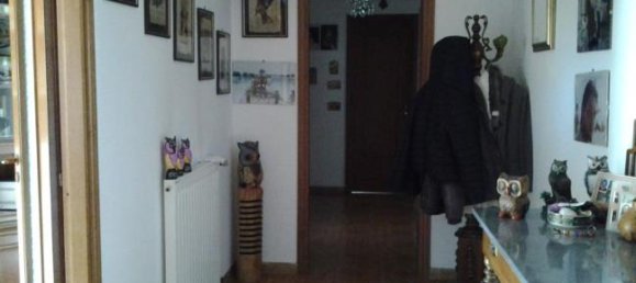 Квартира с 3 спальнями в Фьюмичино, Италия № 257164 3