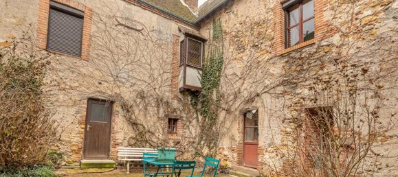 3 bedrooms House in Villefranche-sur-Cher, France No. 74471 8