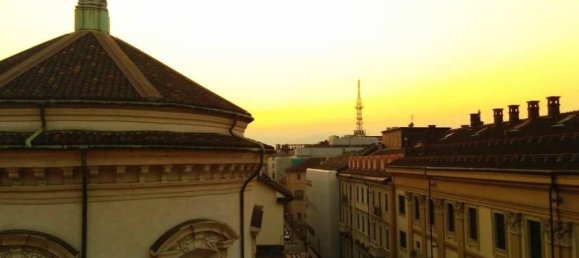 3 rooms Penthouse in Turin, Italy No. 79503 3