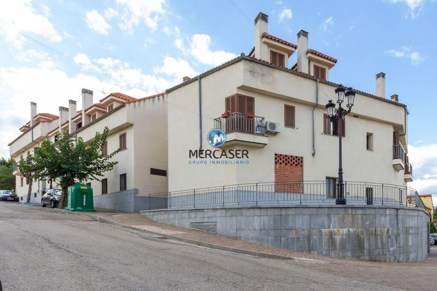 Propiedad comercial en Venturada, Spain 175 m² No. 94142