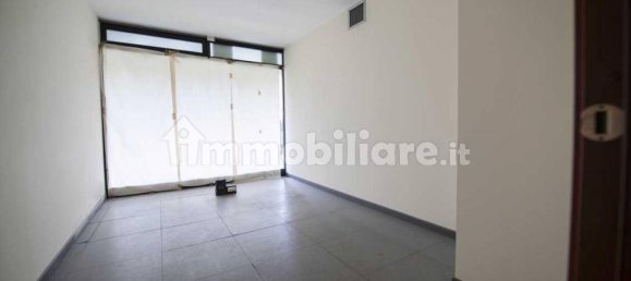 5 rooms Commercial property in Curno, Italy No. 121409 8