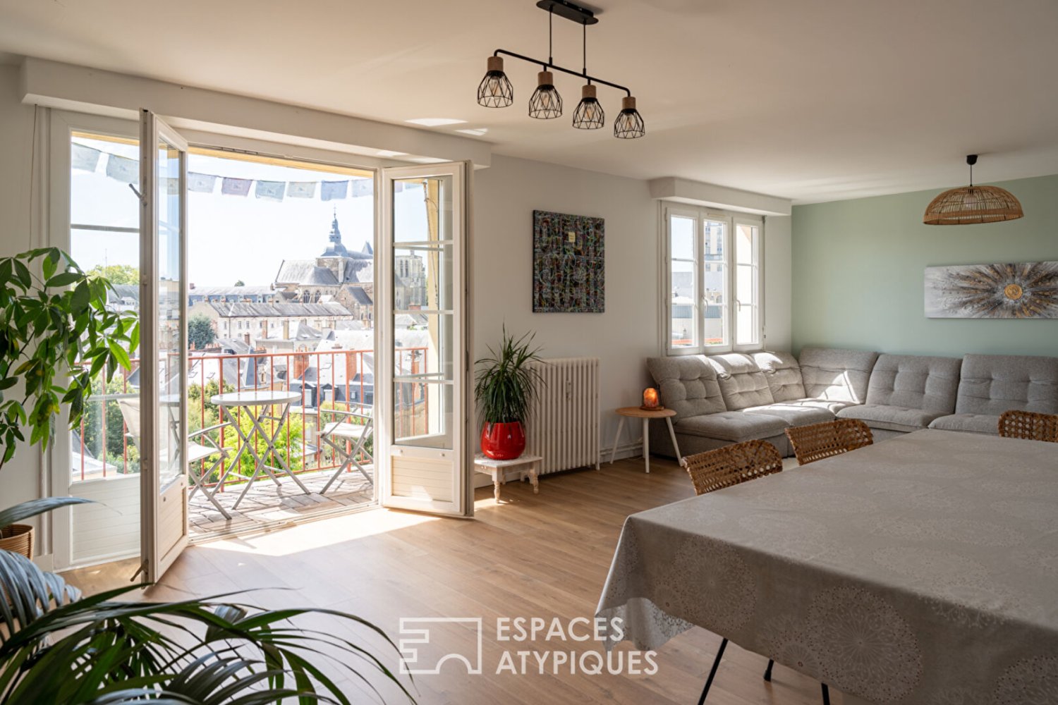 2 Schlafzimmer Wohnung in Le Mans, France, Nr. 352903