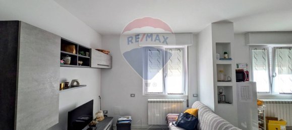 2 bedrooms Apartment in Malegno, Italy No. 360915 4