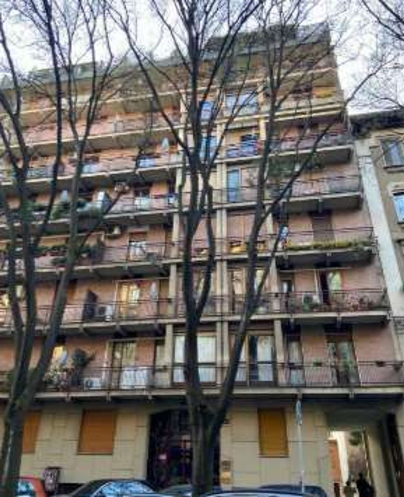 Квартира с 5 комнатами в Милан, Италия № 287602