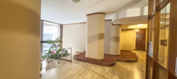 1 room Office in Turin, Italy No. 345630 2