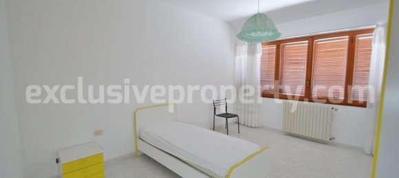 3 bedrooms House in Roccaspinalveti, Italy No. 329481 30