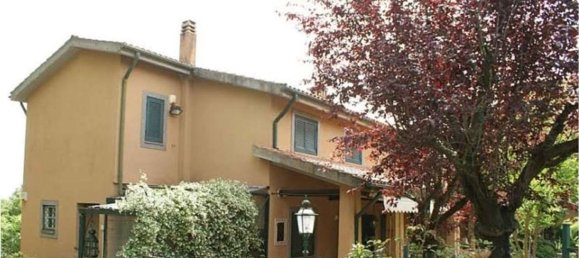 4 bedrooms Villa in Riano, Italy No. 365009 2