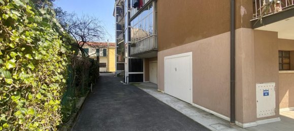 4 rooms Apartment in Vicenza, Italy No. 105221 29