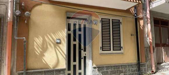 2 bedrooms House in Francavilla di Sicilia, Italy No. 262669 3