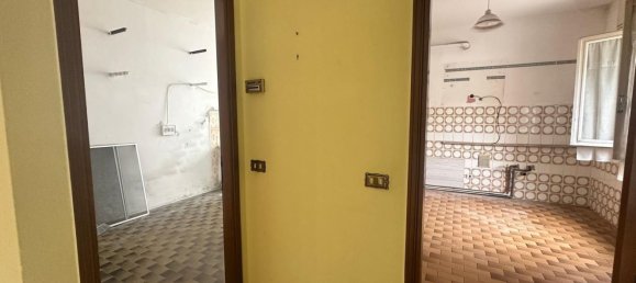 4 bedrooms House in Viadana, Italy No. 370544 4