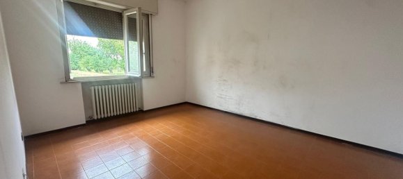 4 bedrooms House in Viadana, Italy No. 370544 11