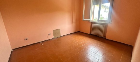 4 bedrooms House in Viadana, Italy No. 370544 13