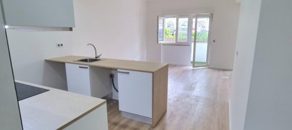 Кондоминиум  с 2 спальнями в Лиссабон, Португалия № 6579 4