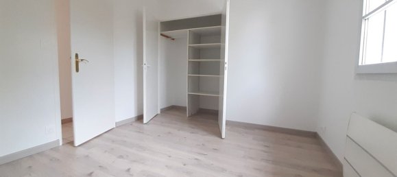 3 Schlafzimmer Haus in Echire, France, Nr. 335775 8