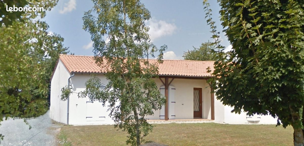 3 Schlafzimmer Haus in Echire, France, Nr. 335775