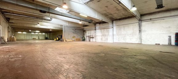 1400m² Warehouse in Suno, Italy No. 379712 3