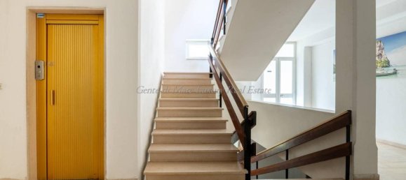 Квартира с 6 комнатами в Остуни, Италия № 72272 3