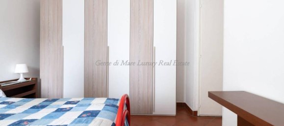 Квартира с 6 комнатами в Остуни, Италия № 72272 18