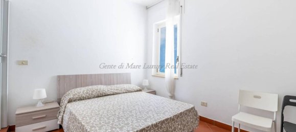 Квартира с 6 комнатами в Остуни, Италия № 72272 12