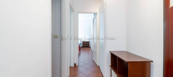 Квартира с 6 комнатами в Остуни, Италия № 72272 9