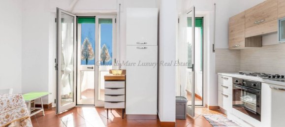 Квартира с 6 комнатами в Остуни, Италия № 72272 5