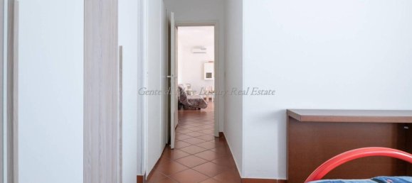 Квартира с 6 комнатами в Остуни, Италия № 72272 17