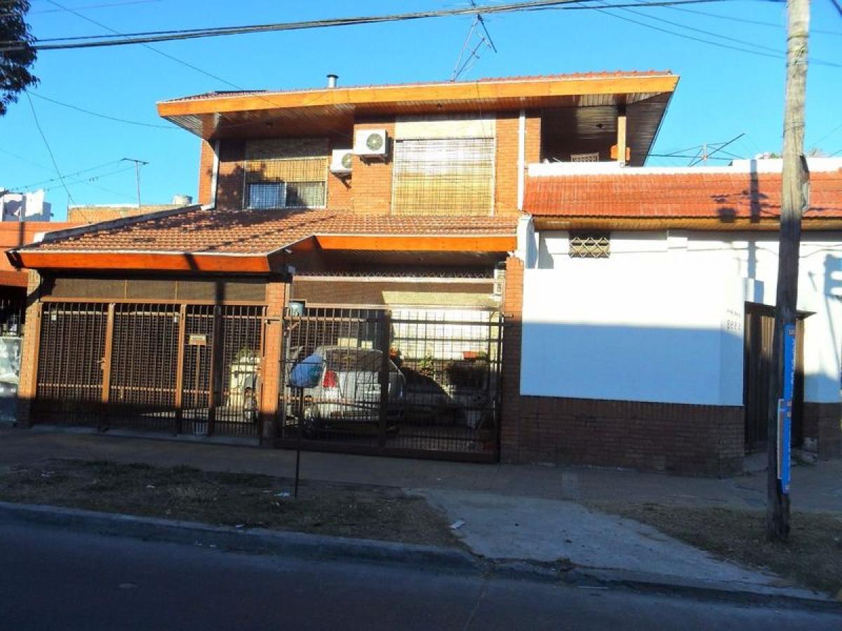 Casa T4 em General San Martin, Argentina N.º 15095